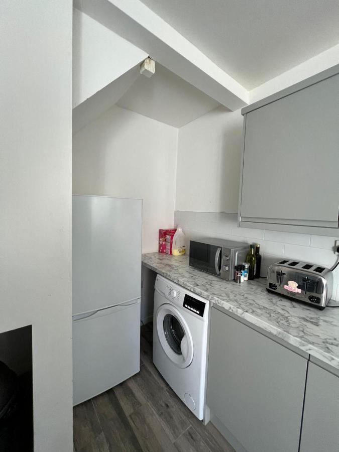 Cosy Home Near Nec, Bhx Bullring & Solihull เบอร์มิงแฮม ภายนอก รูปภาพ